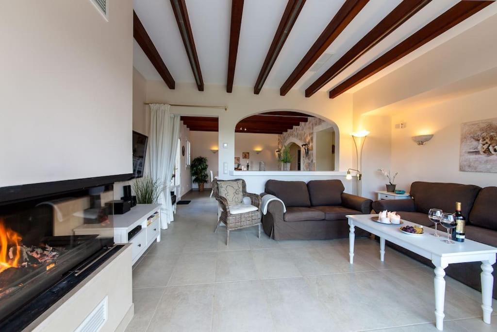 Finca Wellnatura Mit Sauna, Kamine, Badewanne Arta Exterior photo